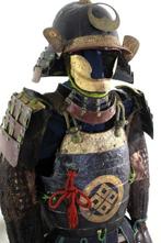 Harnas - Japan - Kaga Gusoku Samurai Yoroi met Gouden