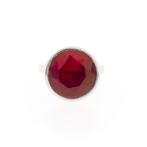 Zilveren ring met synthetische rode edelsteen, Sieraden, Tassen en Uiterlijk, Ringen, 18 tot 19, Gebruikt, Overige kleuren, Ophalen of Verzenden