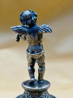 sculptuur, Solid 800 silver sculpture — musical putto with