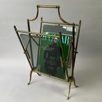 Tijdschriftenhouder - - Brass and smoke glass magazine rack,