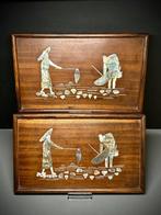 NO RESERVE - Een paar Vietnamese parelmoer houten panelen, Antiek en Kunst