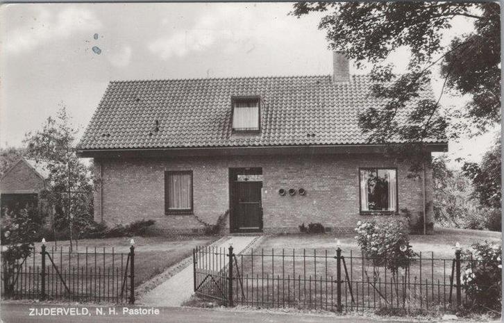 ZIJDERVELD - N. H. Pastorie, Verzamelen, Ansichtkaarten | Nederland, Verzenden
