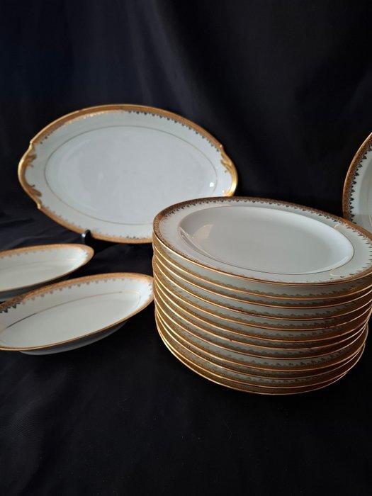 Limoges - Alfred Lanternier - Eetservies voor 12 (16) -, Antiek en Kunst, Antiek | Meubels | Tafels