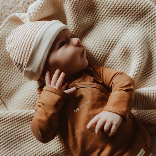 Your Wishes  Aspen reversible newborn mutsje Maat 62, Kinderen en Baby's, Babykleding | Maat 62, Nieuw, Ophalen of Verzenden
