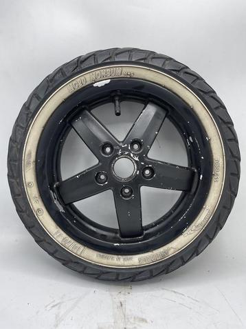 Voorwiel / Velg / Vespa met band / Zwart beschikbaar voor biedingen