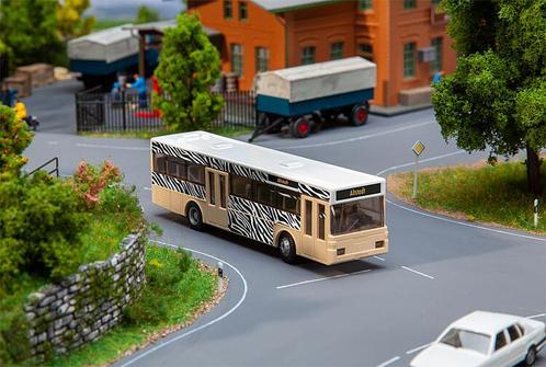 Faller - Car System Start-Set bus MB O405 incl. decoration, Hobby en Vrije tijd, Modeltreinen | Overige schalen, Gelijkstroom of Wisselstroom