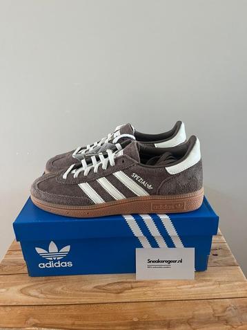 Adidas Handball Spezial Earth Strata Gum | Gratis Verzending beschikbaar voor biedingen