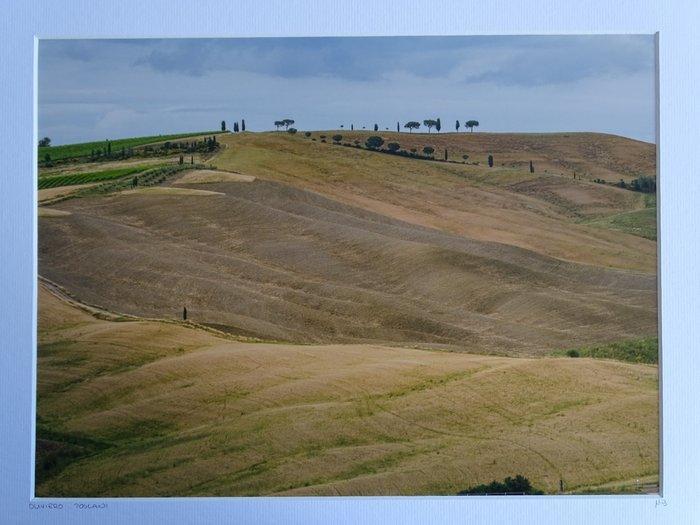 Oliviero Toscani (1942-) - L´Allure Val D´Orcia, Antiek en Kunst, Kunst | Designobjecten