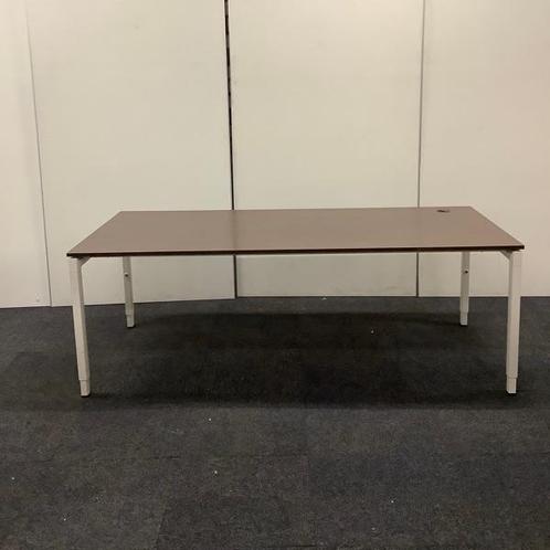 Drentea bureau 200x90 cm, in hoogte verstelbaar, Wit - bruin, Huis en Inrichting, Bureaus, Bureau, Gebruikt, In hoogte verstelbaar