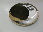 Fornasetti Milano decoro in oro - Schotel - Porselein - Tema, Antiek en Kunst