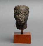 Oud-Egyptisch Groensteen Hoofd van een priester. Late