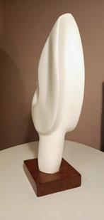 paloma paz picasso - sculptuur, Aigle sur boule - 34 cm -