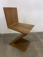 Cassina - Gerrit Rietveld - Stoel - Zigzag Stoel - Hout