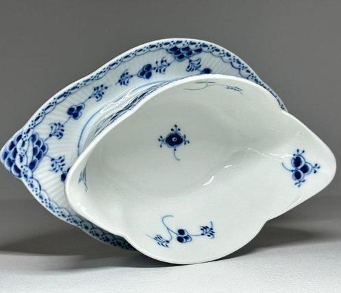 Royal Copenhagen - Arnold Krogh - Sauskom - Halve kanten -, Antiek en Kunst, Antiek | Meubels | Tafels