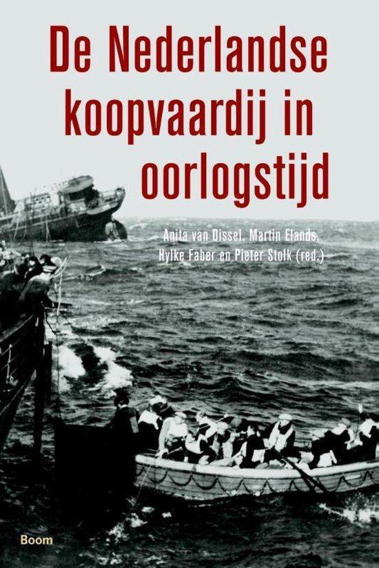 9789461055781 De Nederlandse koopvaardij in oorlogstijd, Boeken, Studieboeken en Cursussen, Zo goed als nieuw, Verzenden