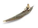 Miniatuur figuur - Inuit jager in kajak – Groenland - houten