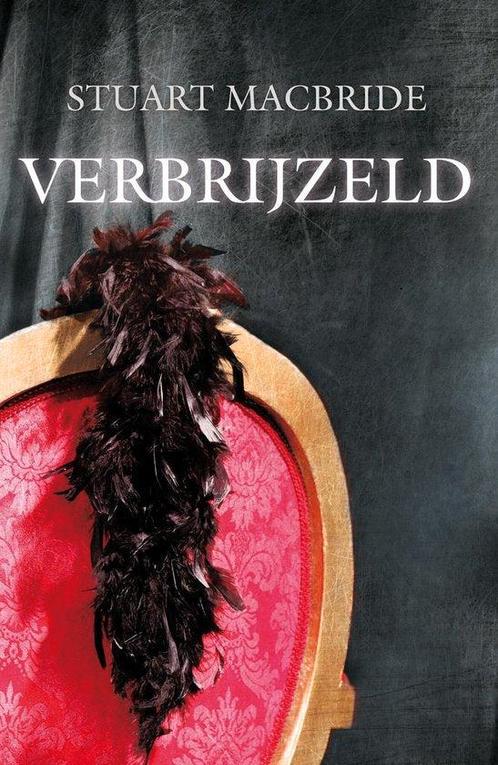 Boek Verbrijzeld 9789047519690, Boeken, Thrillers, Zo goed als nieuw, Verzenden