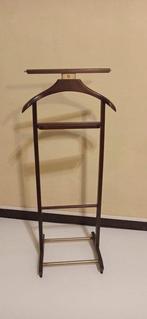 Fratelli Reguitti - Dressboy - hard hout, Walnoot