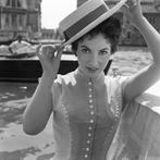 Cameraphoto Epoche/Vittorio Pavan - Gina Lollobrigida,