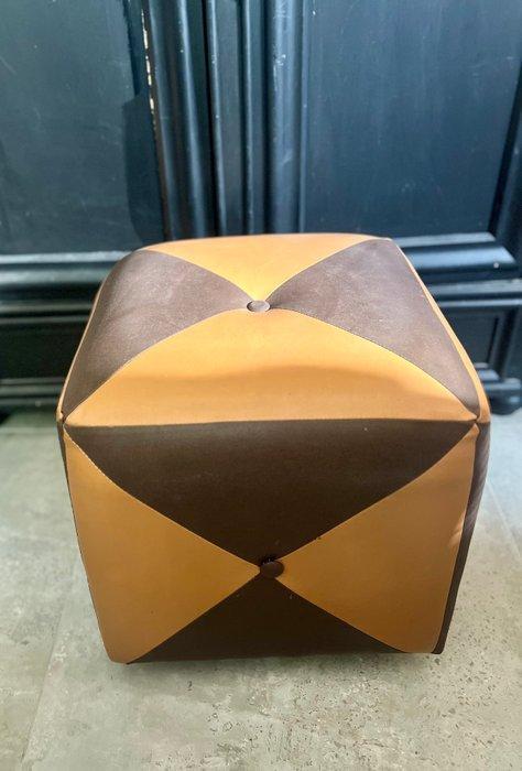 Voetenbank - Synthetisch leder - Ottoman in midden-eeuwse, Antiek en Kunst, Curiosa en Brocante