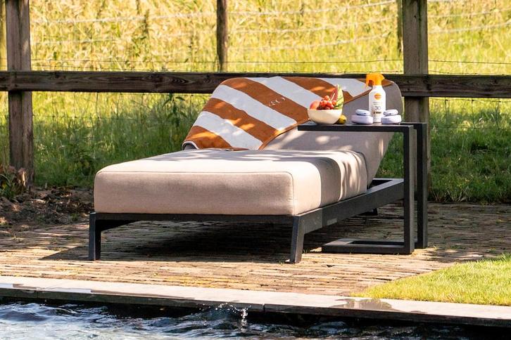 VDG Mexico ligbed 200x85 cm. + bijzettafel - Sunbrella/Taupe, Tuin en Terras, Ligbedden, Nieuw, Overige materialen, Verzenden