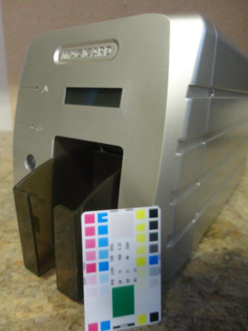 MAGICARD RIO 2E * Single Side Card Printer Colour USB / LAN, Computers en Software, Printers, Ophalen of Verzenden