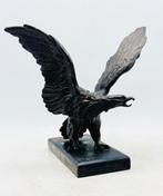 escuela inglesa - Figuur - Águila Expositor - Brons