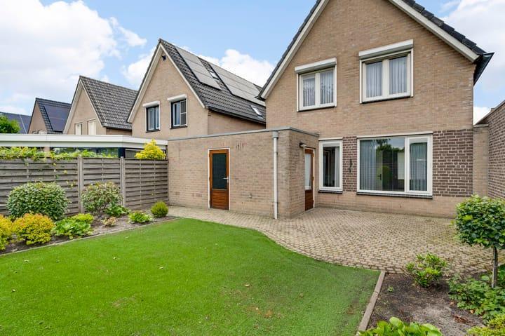 Te huur eengezinswoning, in Nederweert met 6 kamers, Huizen en Kamers, Huizen te huur, Direct bij eigenaar, A, Limburg, Tussenwoning