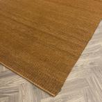 Montèl Collier Gold Vloerkleed - 240x340cm, Huis en Inrichting, Stoffering | Tapijten en Kleden, Ophalen of Verzenden, Zo goed als nieuw