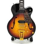 Miniatuur Gibson Super 400 gitaar met gratis standaard, Ophalen of Verzenden, Nieuw, Pop, Beeldje of Miniatuur