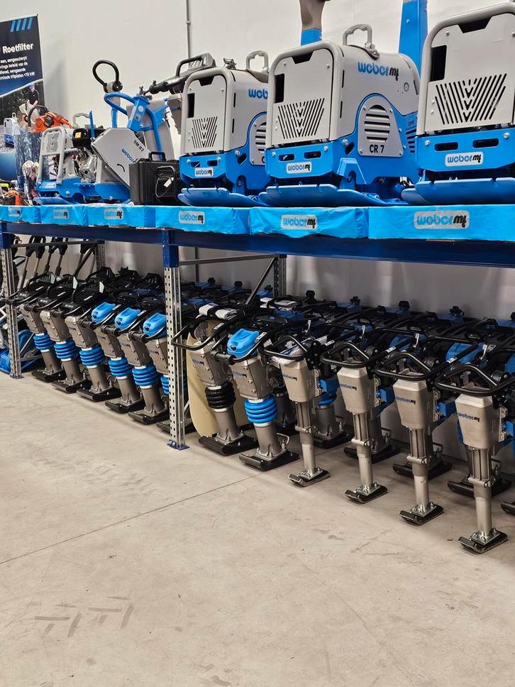 Trilplaat Weber Wacker SRV590 benzine 62 kg 18 kN, Zakelijke goederen, Machines en Bouw | Overig, Ophalen