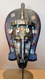 BAMBARA - Mali Houten masker, metaal en schelpen - Bambara -, Antiek en Kunst