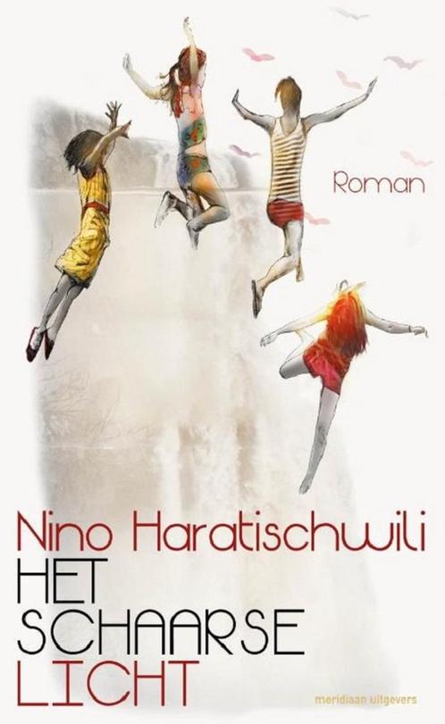 Het schaarse licht 9789493169838 Nino Haratischwili, Boeken, Overige Boeken, Zo goed als nieuw, Verzenden