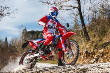 Beta brommer 50cc – Direct proefrijden bij Rikkers Heelweg beschikbaar voor biedingen