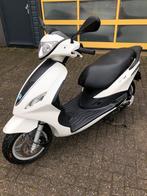 Piaggio Fly 50 • Bouwjaar 2014 • 21.600 km •, Ophalen, Piaggio, Gebruikt, Benzine