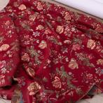Prachtige Venetiaanse Lampas Bordeaux - Meubelstof - 250 cm