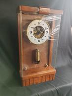 Elektromagnetische klok - cluse - Hout - 1920-1930, Antiek en Kunst