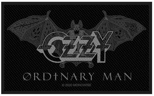Ozzy Osbourne - Ordinary Man - Patch officiële merchandise, Verzamelen, Muziek, Artiesten en Beroemdheden, Kleding, Nieuw, Ophalen of Verzenden
