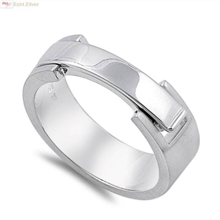 Zilveren dames of  heren love ring mat hoogglans ringmaat 17, Sieraden, Tassen en Uiterlijk, Ringen, Nieuw, Verzenden