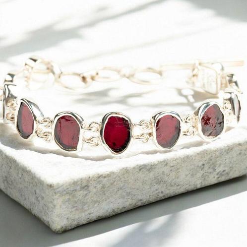 Granaat sieraden: een oude ziel. Handgemaakte zilveren, Verzamelen, Mineralen en Fossielen