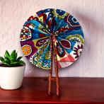 Afrikaanse handwaaier - Ankara print waaier - Ekow - Multi c, Huis en Inrichting, Woonaccessoires | Wanddecoraties, Ophalen of Verzenden