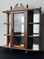 Vitrinekast - Elegante Wand Vitrine Kast van Hout en Glas