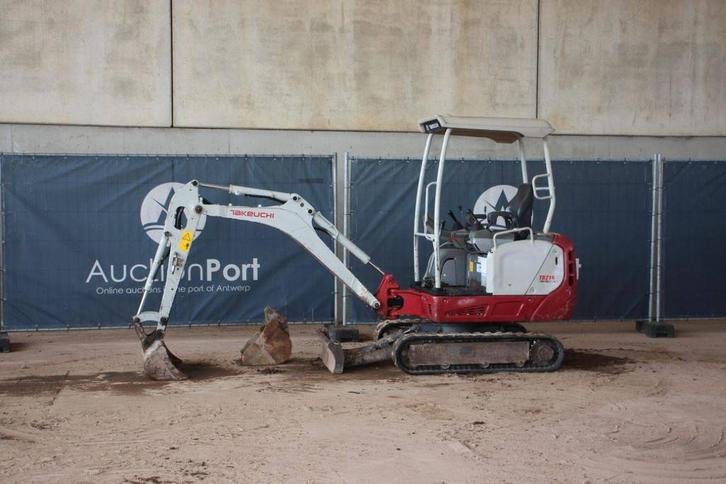 Veiling: Minigraver Takeuchi TB216 Diesel 2016, Zakelijke goederen, Machines en Bouw | Kranen en Graafmachines, Graafmachine, Ophalen