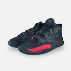 Nike Kyrie 7 Bred (GS) - Maat 37.5, Verzenden, Nike, Sneakers of Gympen, Gedragen