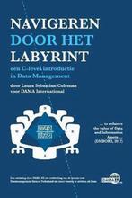 Navigeren door het labyrint 9781634628914, Zo goed als nieuw