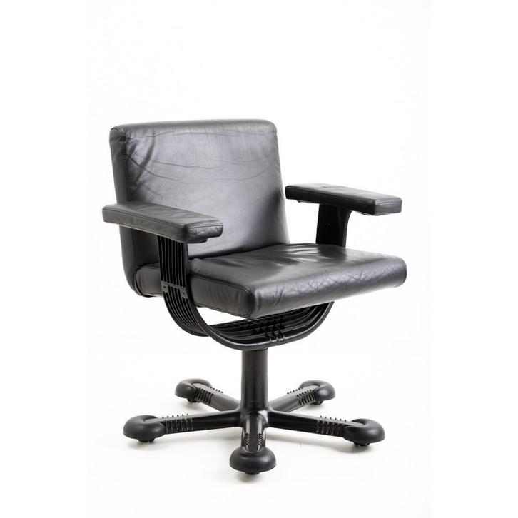 Molteni Bureaustoel zwart leer gebruikt, Zakelijke goederen, Kantoor en Winkelinrichting | Kantoormeubilair en Inrichting, Stoel