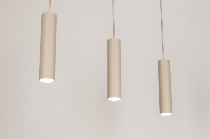 Rietveld Hanglampen - Wit, Beige, Zand - Metaal, Aluminium, Huis en Inrichting, Lampen | Hanglampen, Verzenden