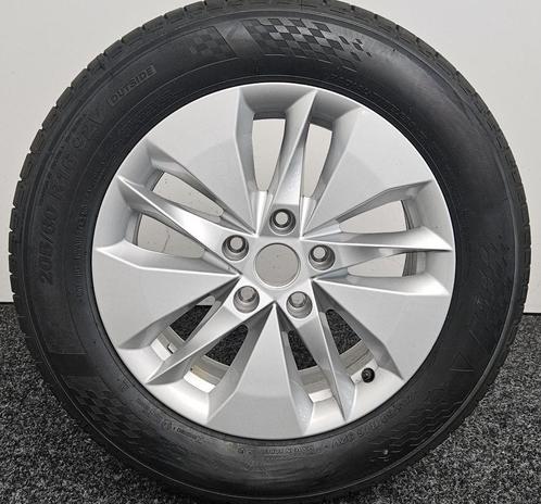 Zomerset | 16 inch TWISTER | Octavia | ŠKODA | Demo, Auto-onderdelen, Banden en Velgen, 16 inch, Zomerbanden, 205 mm, Personenwagen