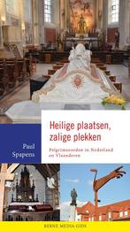 Heilige plaatsen, zalige plekken 9789089723833 Paul Spapens, Boeken, Verzenden, Zo goed als nieuw, Paul Spapens