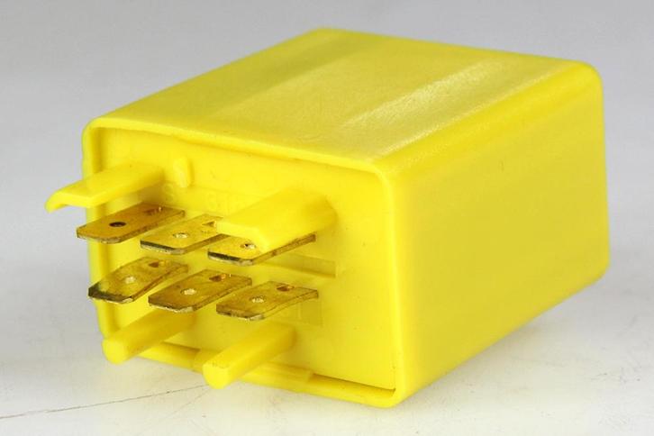 Ruitenwisser relais, Auto-onderdelen, Elektronica en Kabels, Ophalen of Verzenden